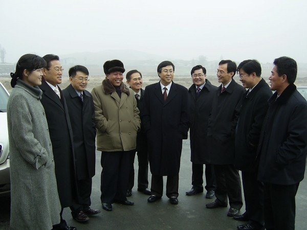 1140060307_0.jpg